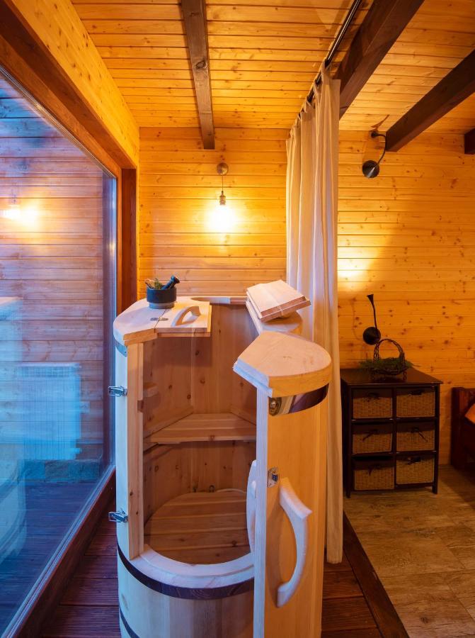 Pinus Villas Lodge With Private Jacuzzi & Phyto-Sauna Retreat Zheleznitsa Exterior foto